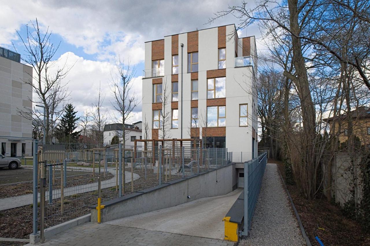 Apartamenty Patriotow 303 Warsaw Exterior photo